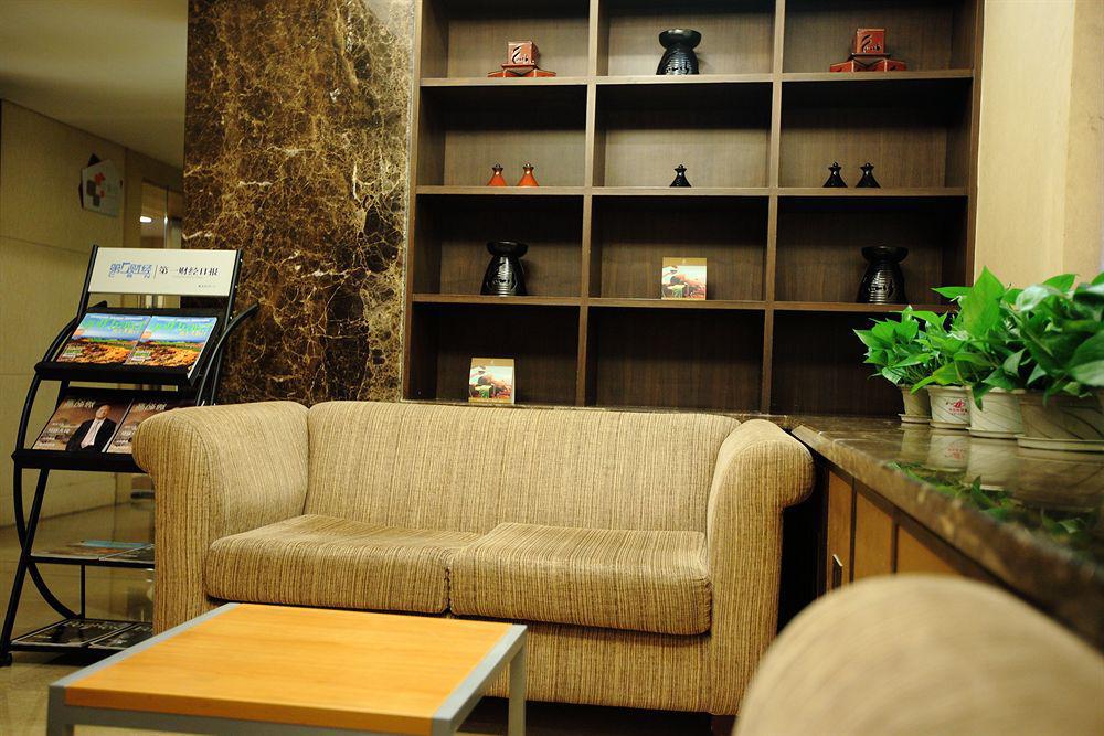 Howard Johnson All Suites Shanghai Esterno foto